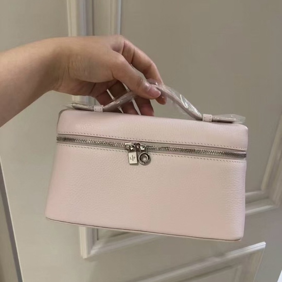 Loro Piana Handbags - Loro Piana's light pink handbag
